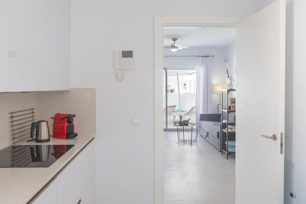 Casa Lolalo - Modern Villa With Pool, 15Min Walk To Marina Rubicon Коста Бланка Экстерьер фото