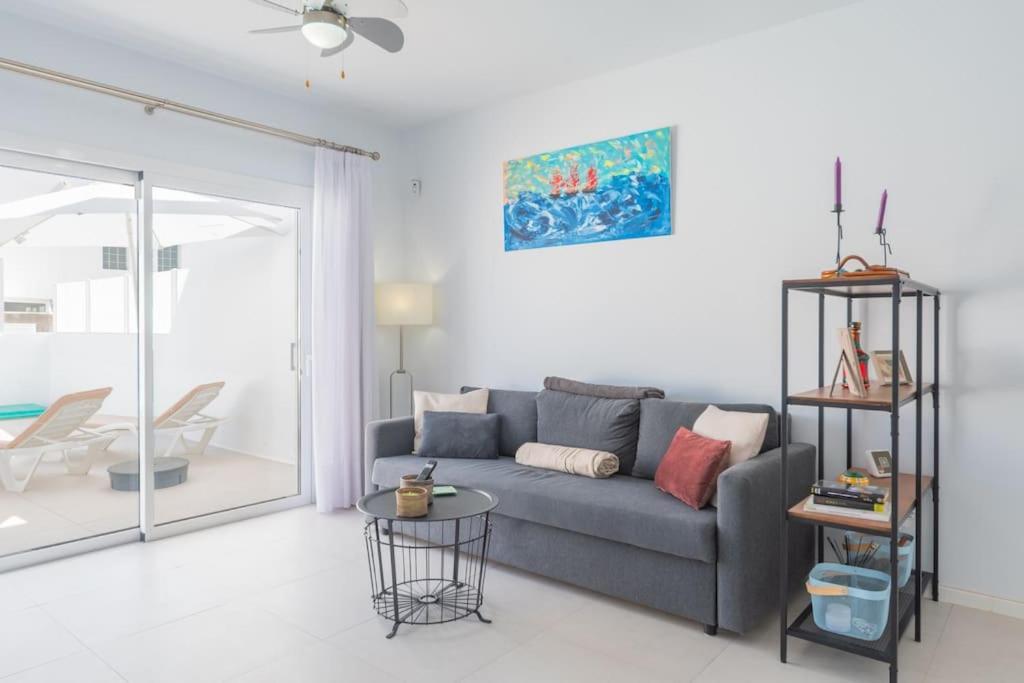 Casa Lolalo - Modern Villa With Pool, 15Min Walk To Marina Rubicon Коста Бланка Экстерьер фото