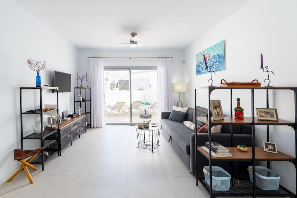 Casa Lolalo - Modern Villa With Pool, 15Min Walk To Marina Rubicon Коста Бланка Экстерьер фото